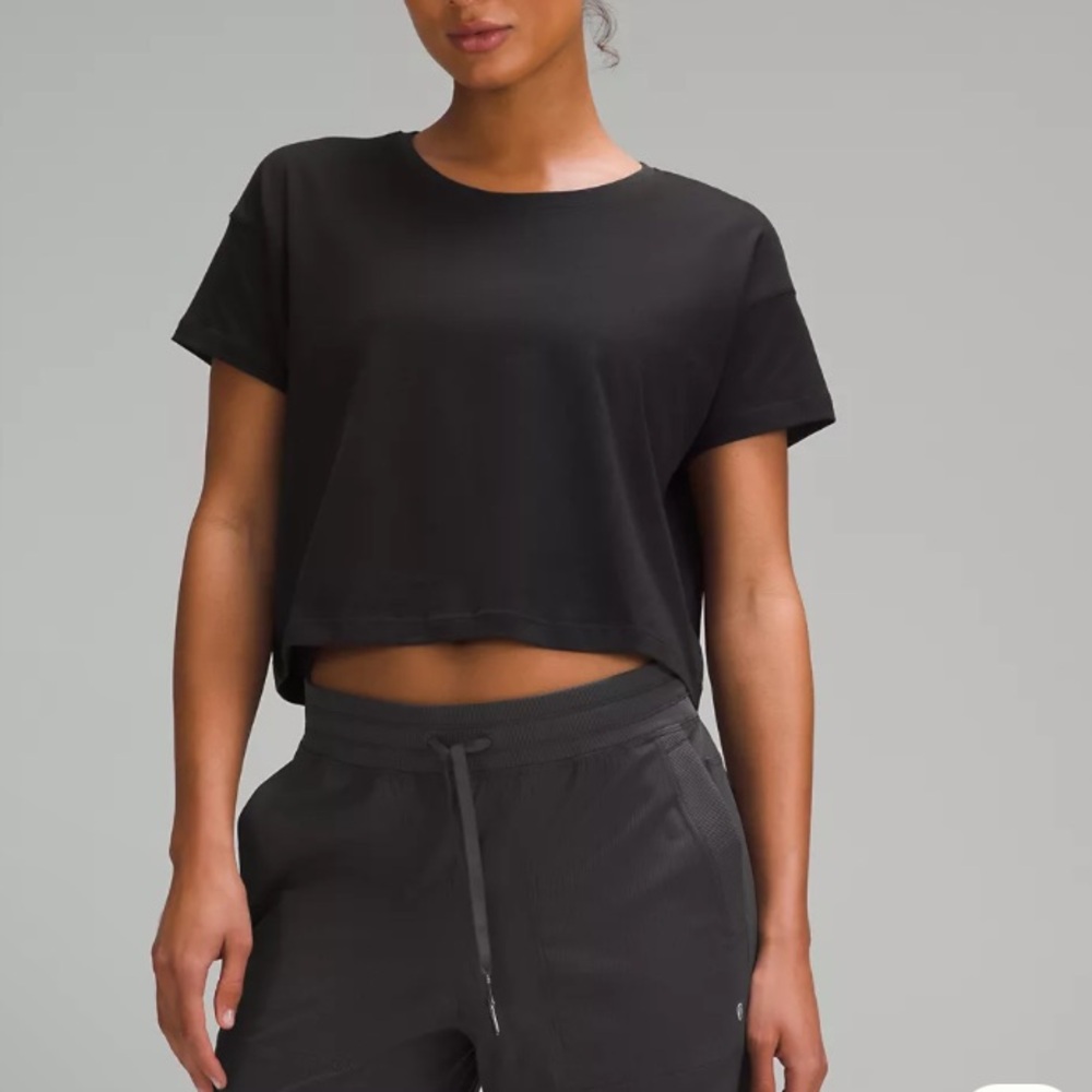 Lululemon Cates T-Shirt
Cotton